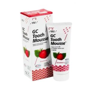 Крем для гигиены полости рта Tooth Mousse Клубника GC 35  мл